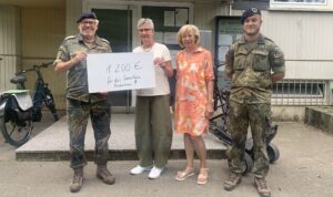 Bundeswehrspende ans Sozialbüro Foto: Sozialbüro Kinderhaus